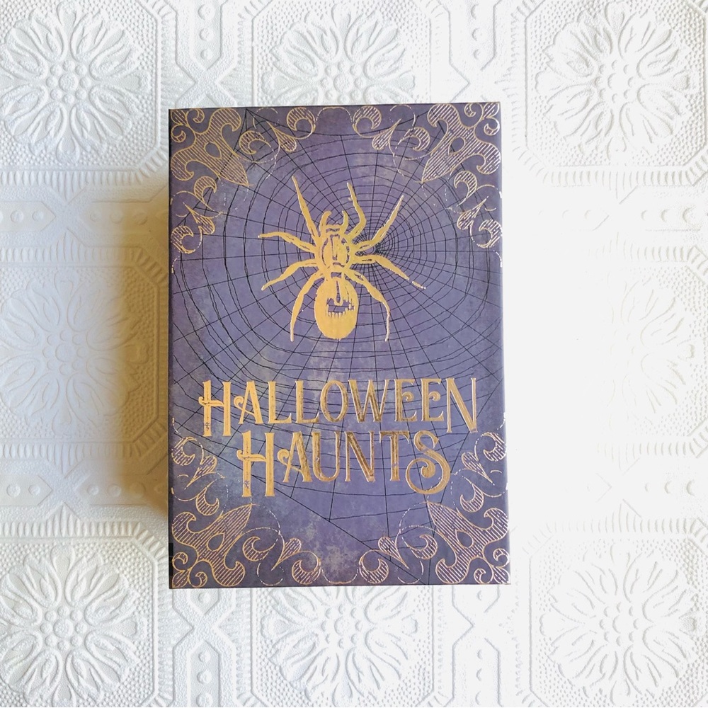 Halloween Haunts Book Storage